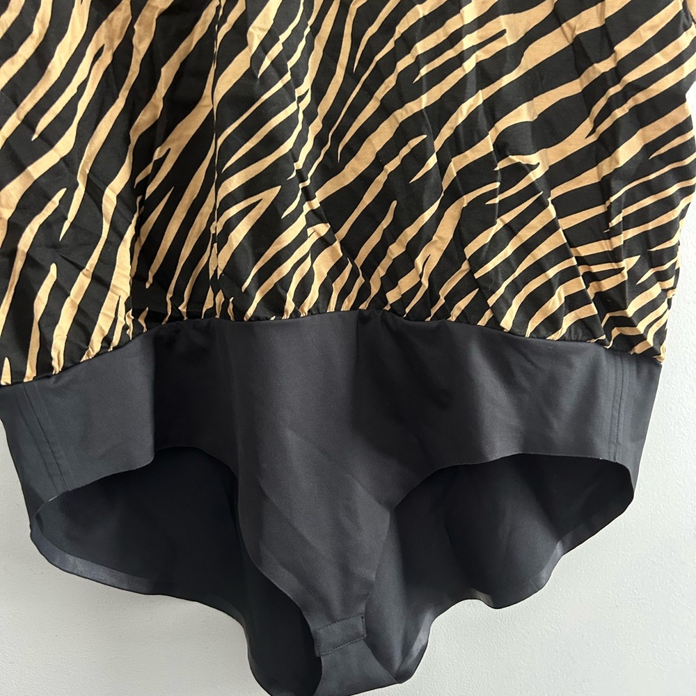 NEW smash & Tess plus size Xxl black & brown zebra print short sleeve bodysuit - Picture 3 of 4